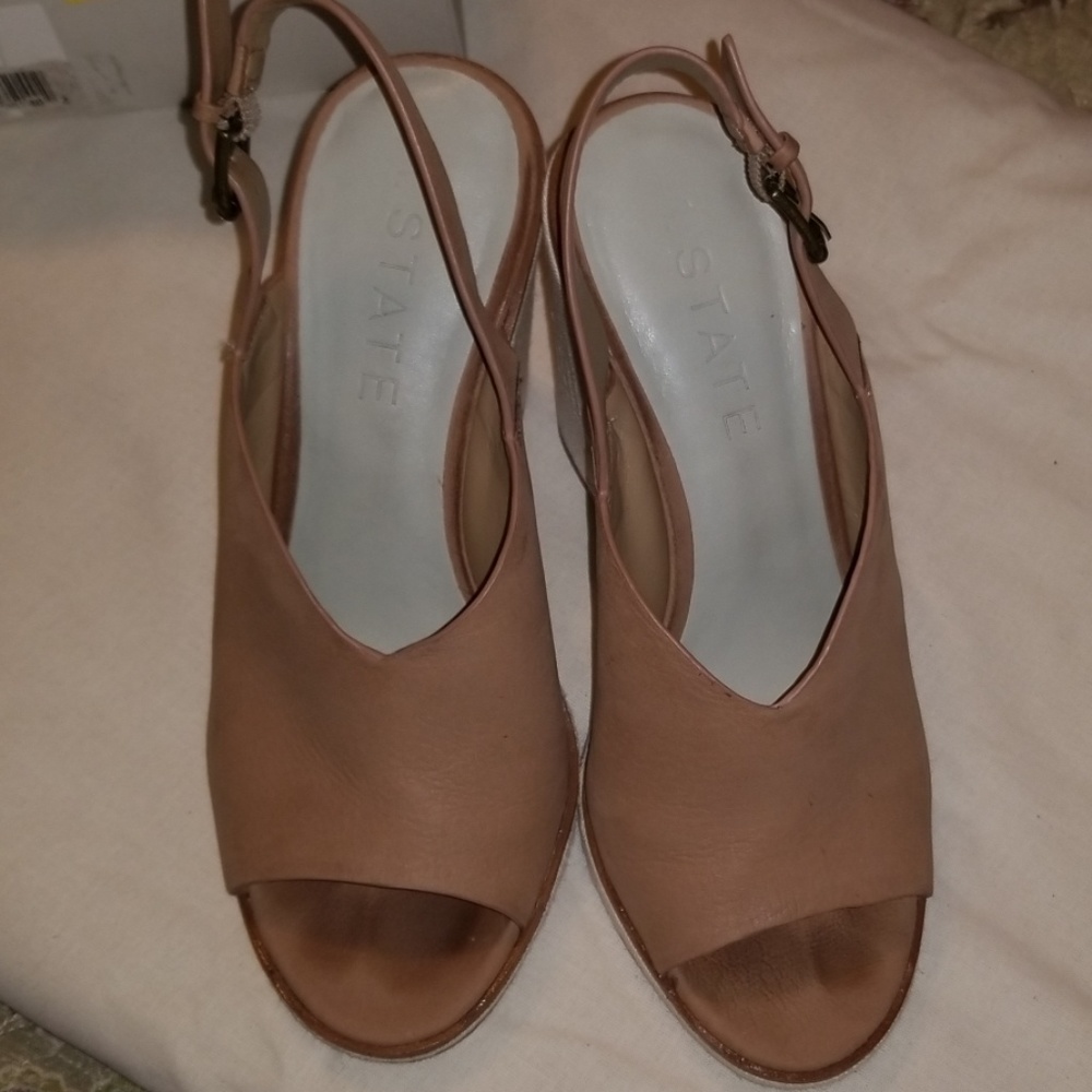 Wedge - Picture 4 of 4
